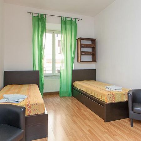 Rental In Rome Santini Apartment Rom bilde