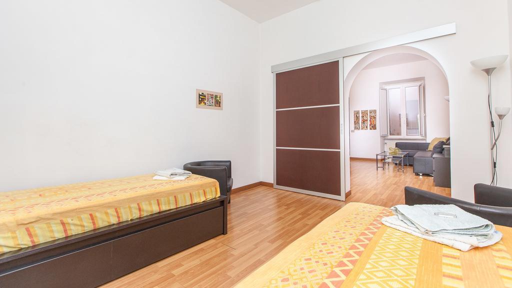Rental In Rome Santini Apartment Rom bilde