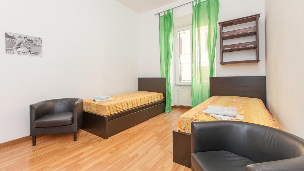 Rental In Rome Santini Apartment Rom bilde